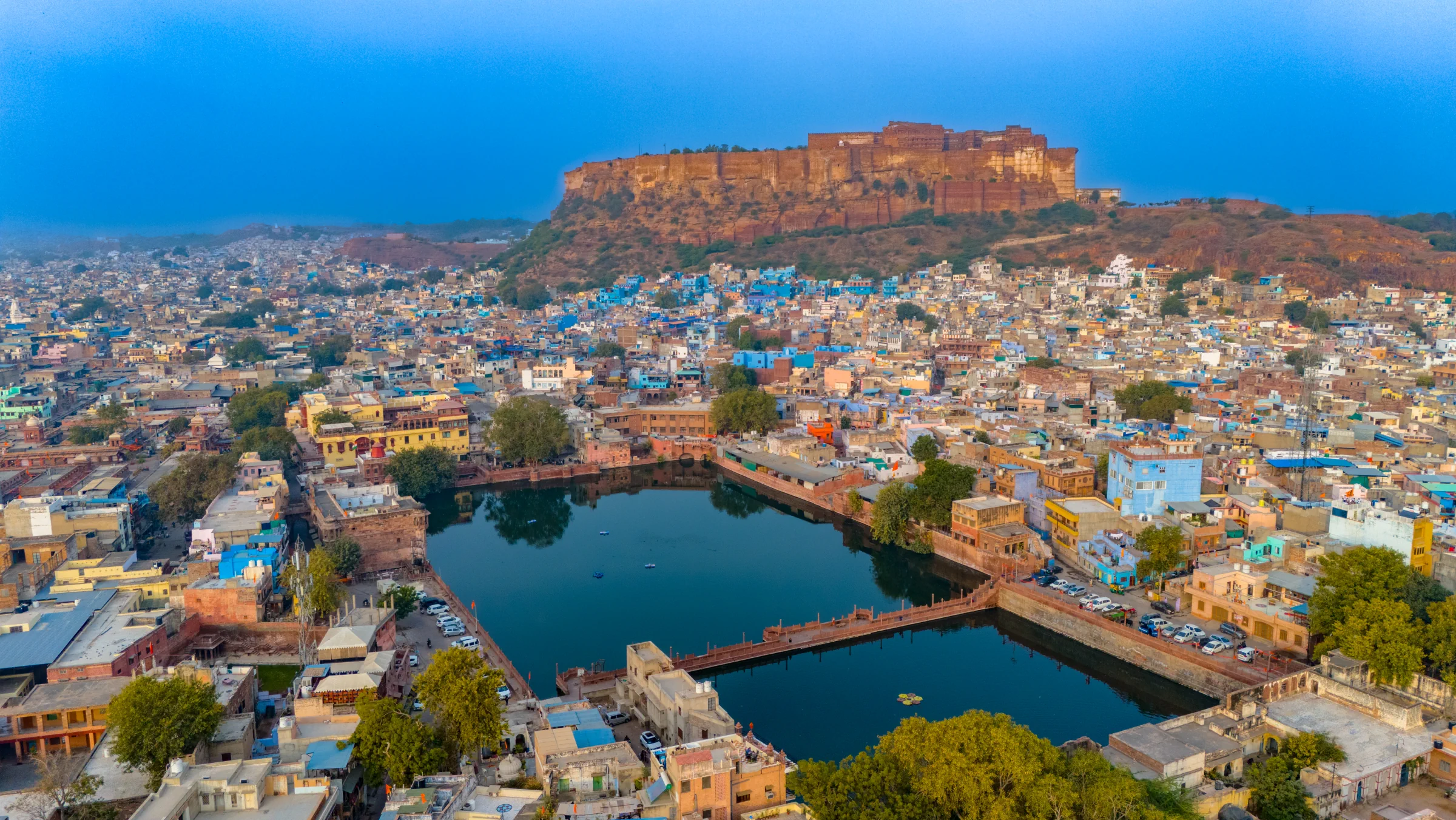 Mehrangarh above Jodhpur with Ranisar Lake beside the fort wall